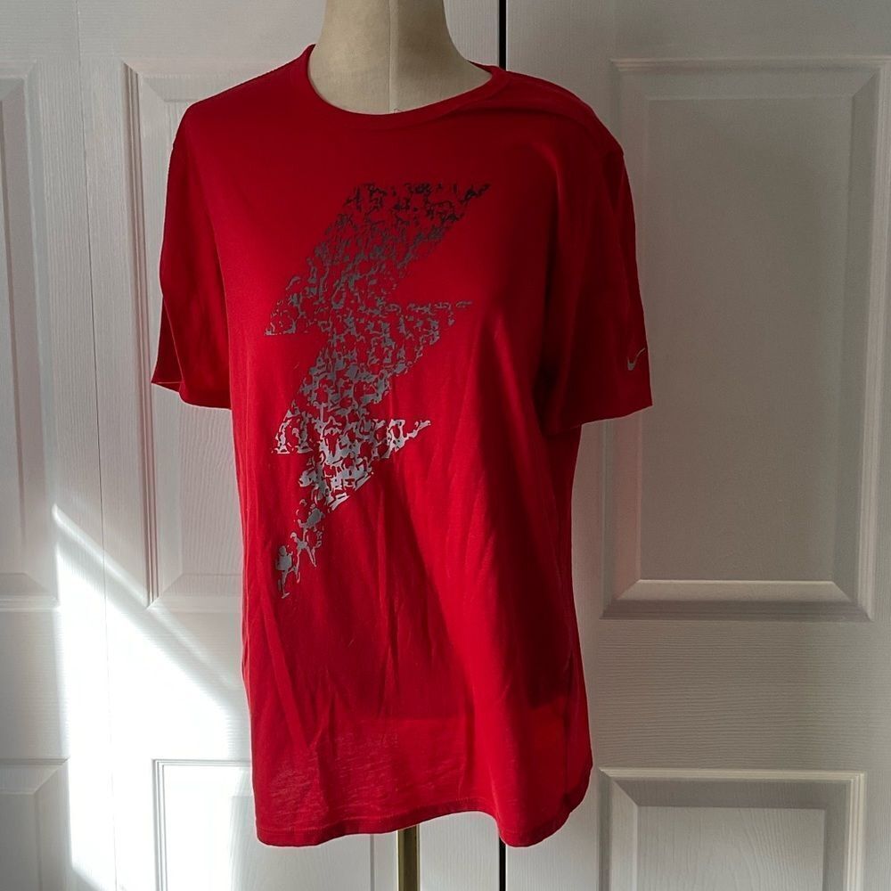 Nike Red Short Sleeve Tee with Silver Lightning Graphic